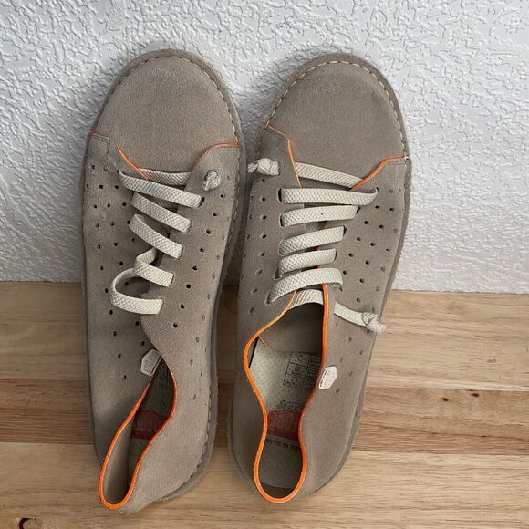 On Foot Taupe Perforated Suede Slip On Barefoot Sneakers Women Size 40/8.5 Spain - Picture 9 of 12